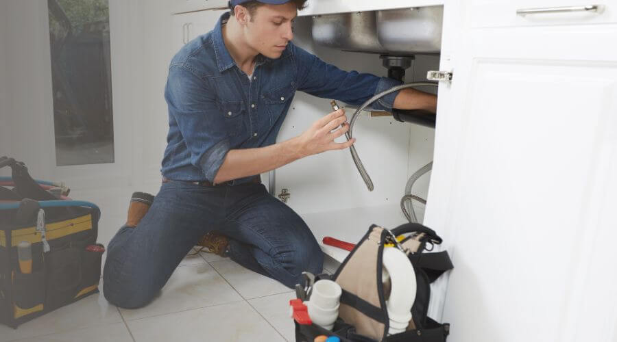 Emergency Leak Repair in Mount Vernon, TX